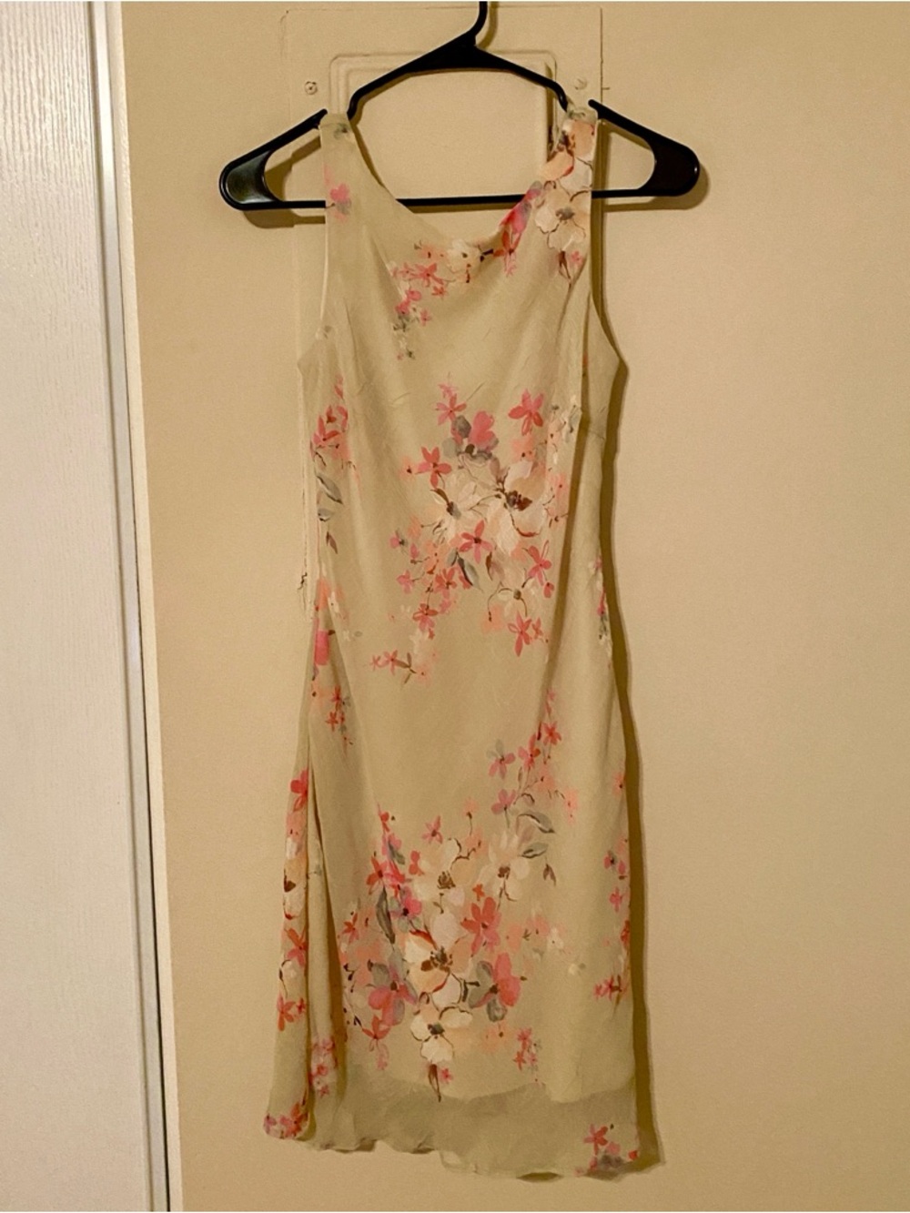 B. Darlin Light Yellow Floral Midi Dress